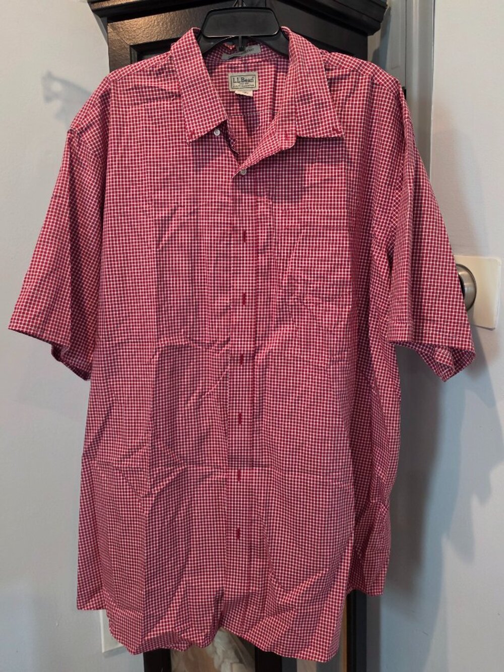 L.L. Bean Men's Wrinkle-Free Short-Sleeve Button Down Shirt (XXL Tall)